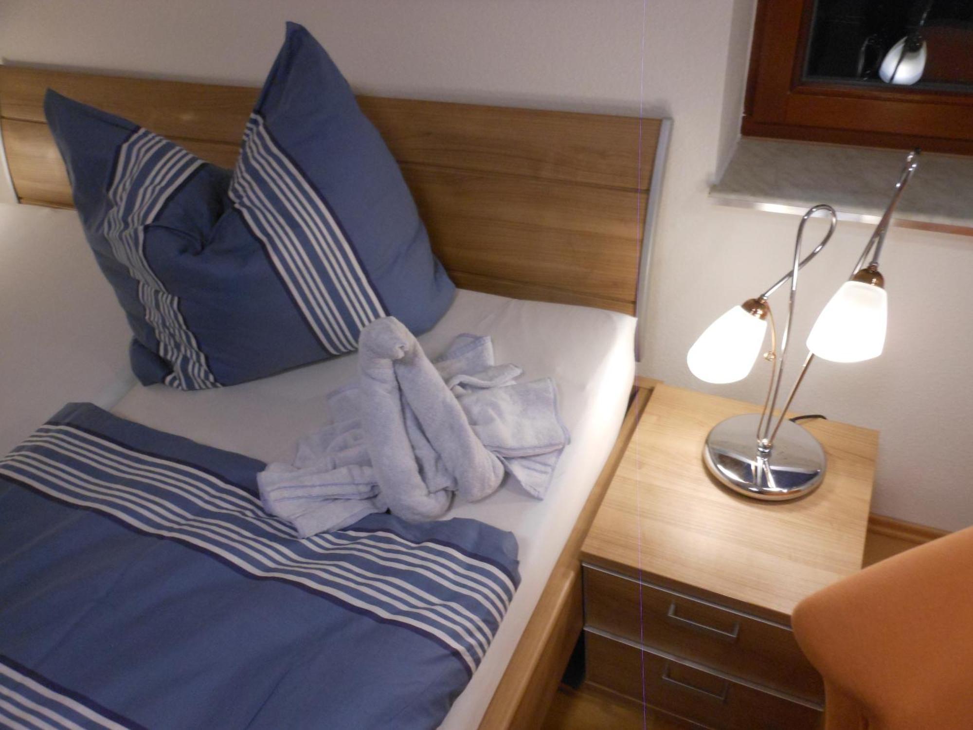 Pension Am Werder Bernburg Rom bilde