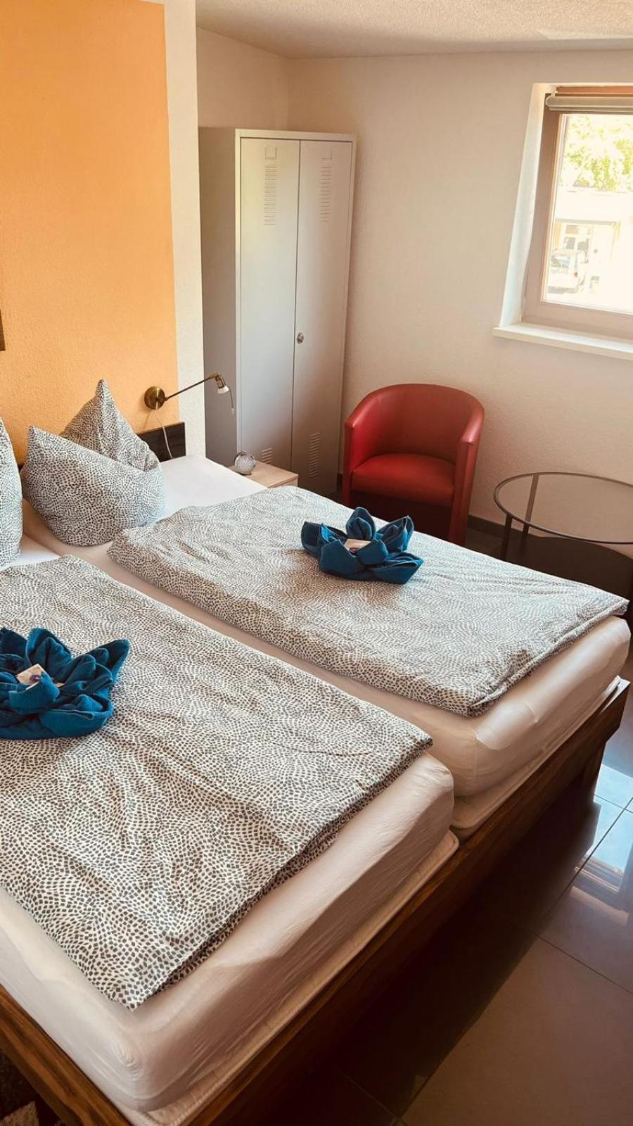 Pension Am Werder Bernburg Rom bilde